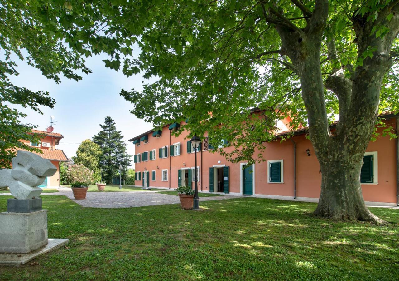 Relais Villa Isabel Pietrasanta Esterno foto