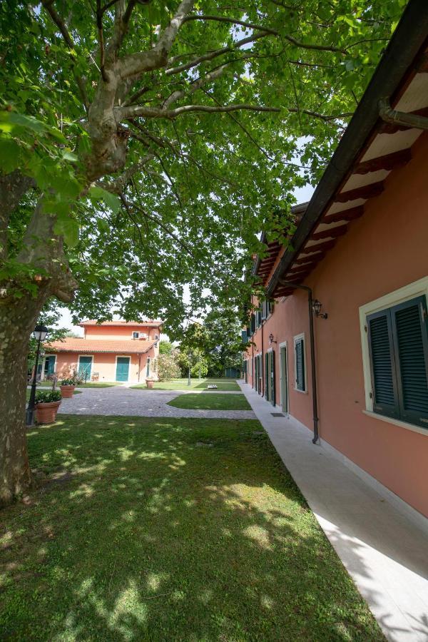 Relais Villa Isabel Pietrasanta Esterno foto