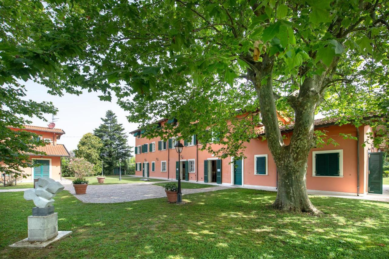Relais Villa Isabel Pietrasanta Esterno foto