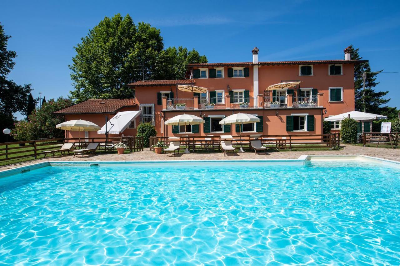 Relais Villa Isabel Pietrasanta Esterno foto