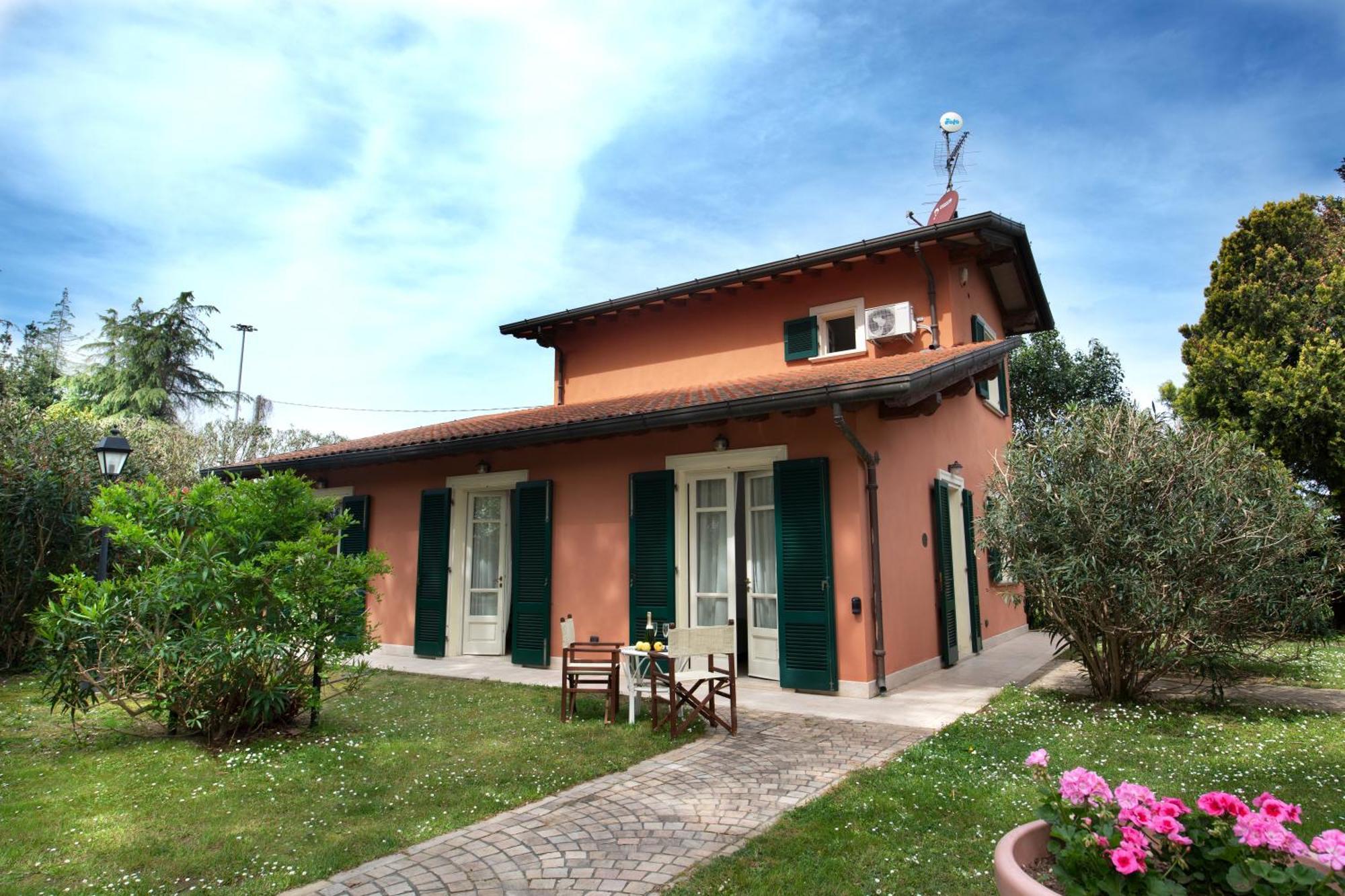 Relais Villa Isabel Pietrasanta Esterno foto
